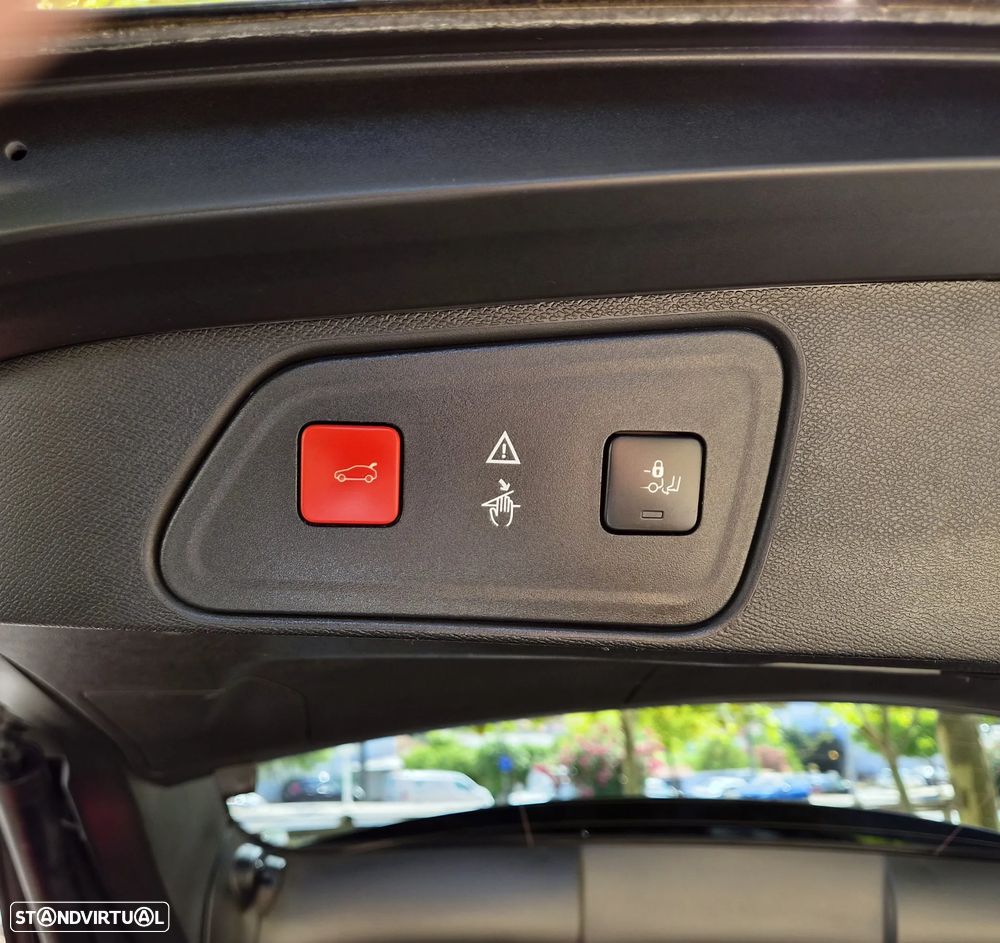 Peugeot 3008 PureTech 130 Stop & Start GPF EAT8 Crossway - 21