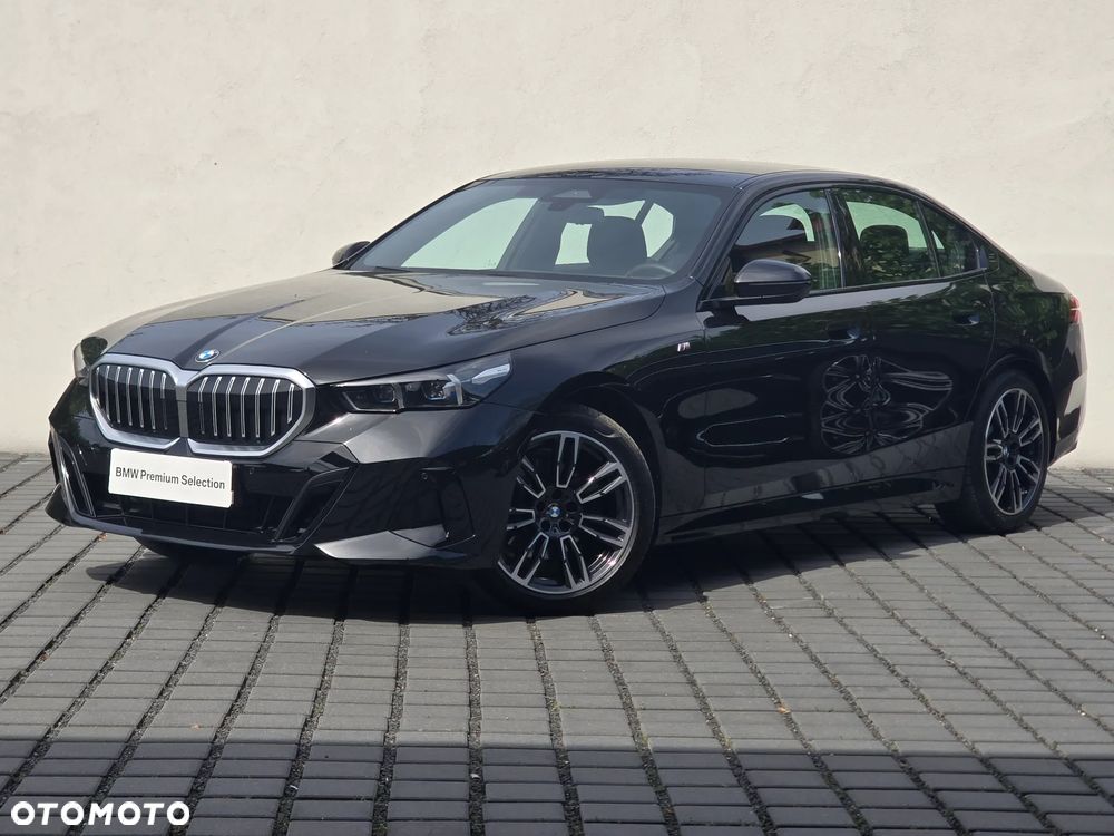 BMW Seria 5 520d xDrive mHEV M Sport - 2
