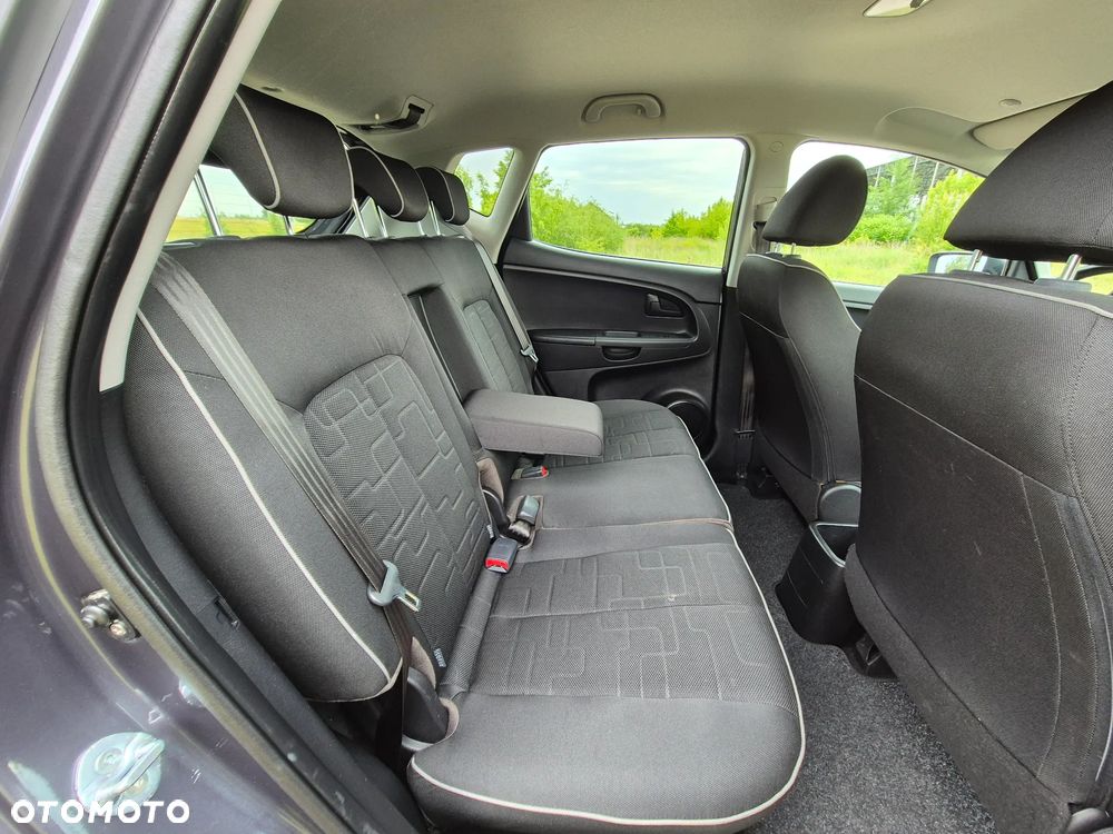Kia Venga 1.4 CRDi 90 Edition 7 - 20