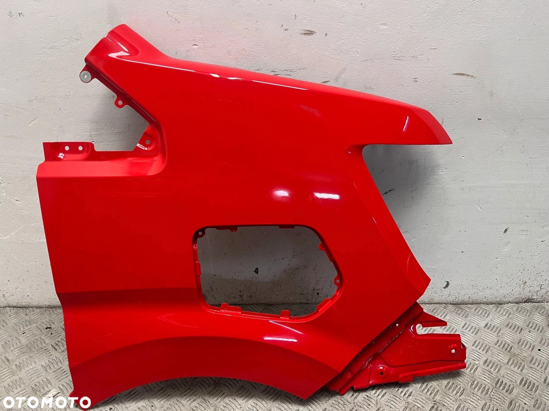 BLOTNIK PRAWY PRZOD RENAULT MASTER IV 4 E-TECH 24- - 1