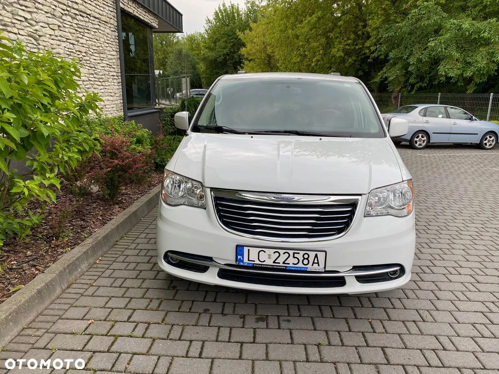 Chrysler Town & Country 3.6 Touring - 4