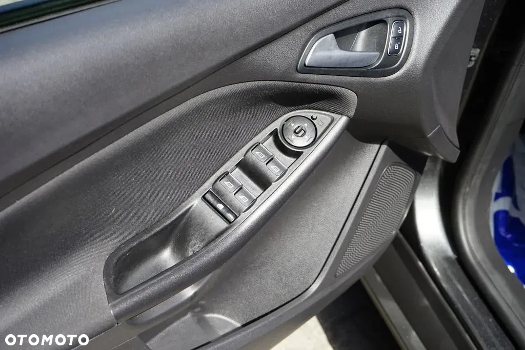 Ford Focus 1.5 TDCi SYNC Edition - 15