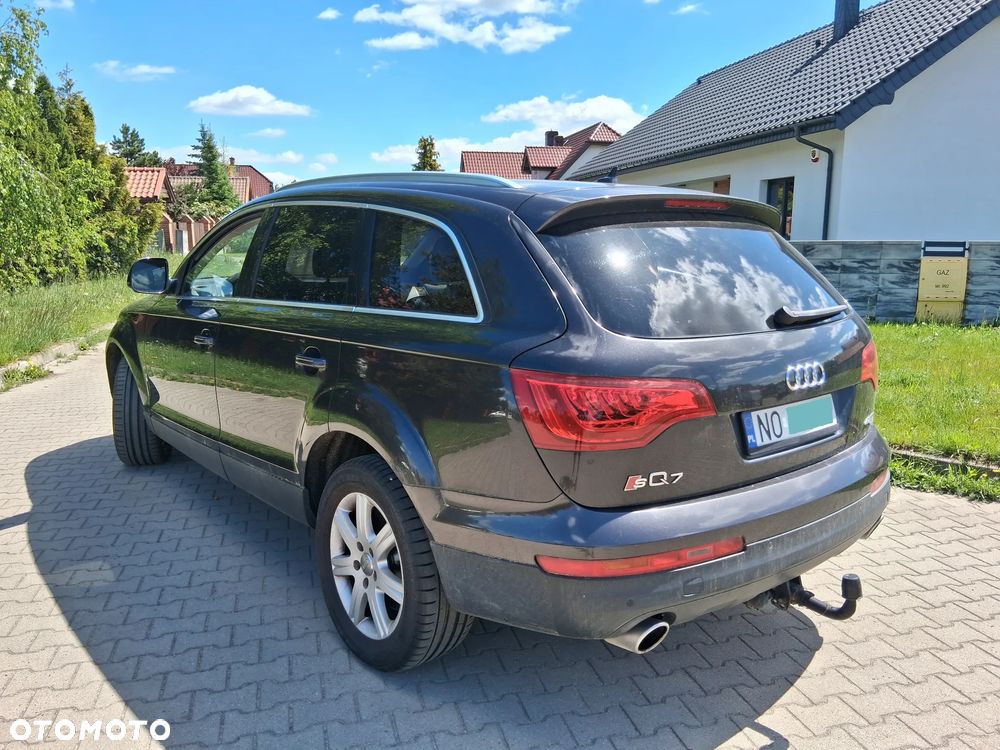 Audi Q7 - 6