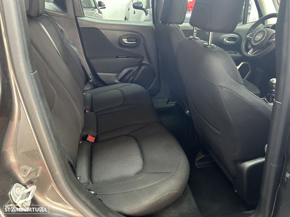 Jeep Renegade 1.0 T Longitude - 16