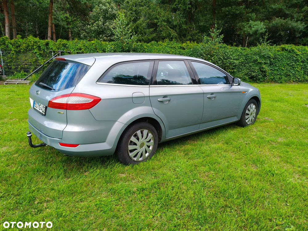 Ford Mondeo 2.2 TDCi Ghia - 4