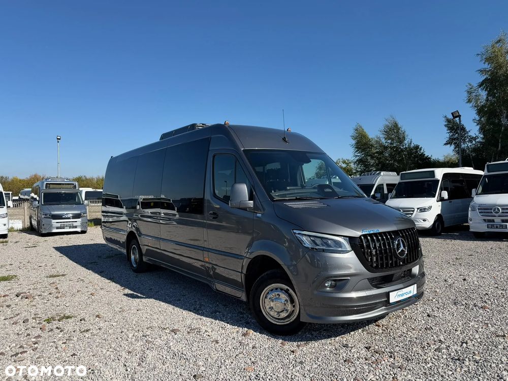 Mercedes-Benz Sprinter 519