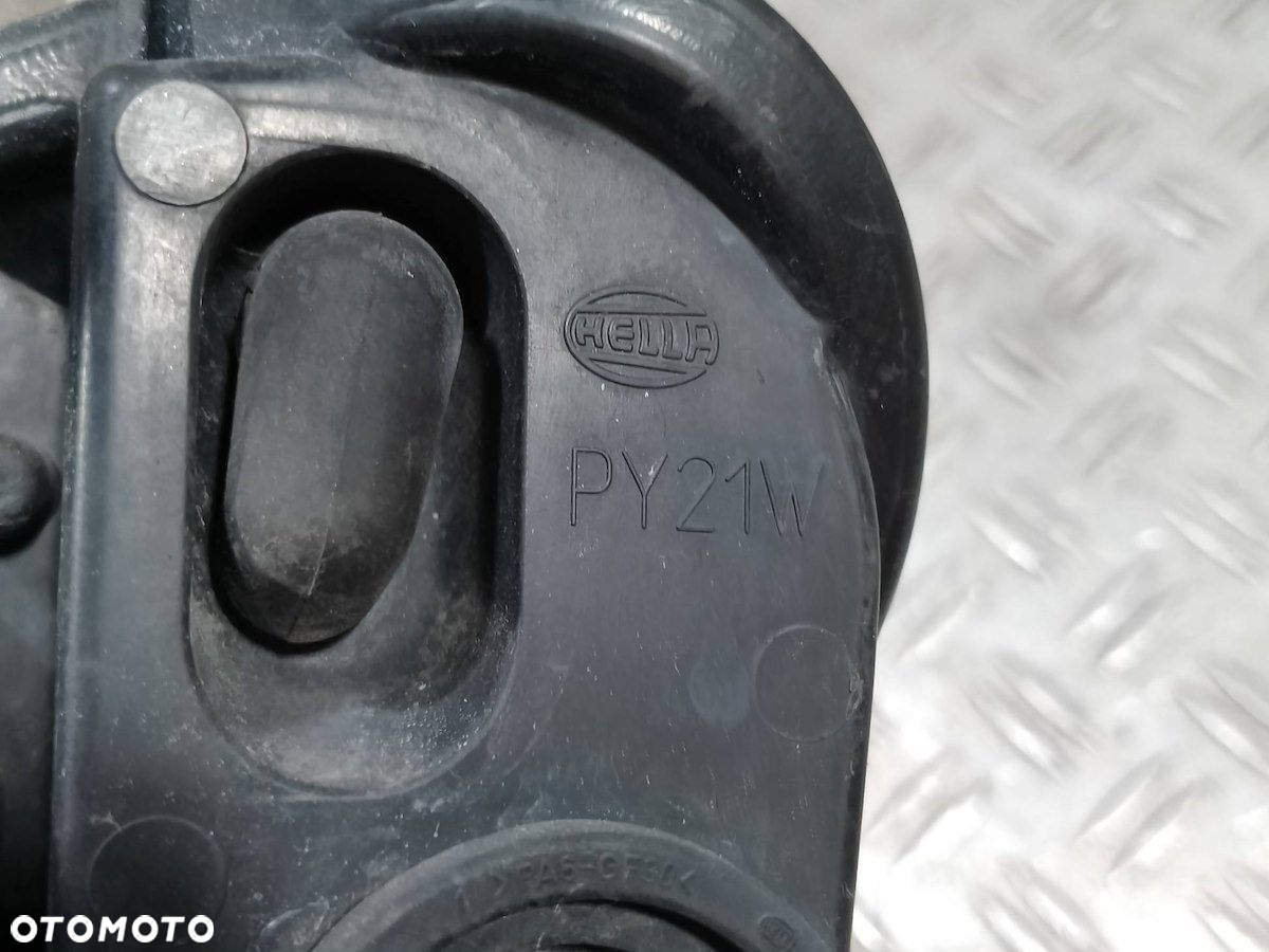 LAMPA PRAWA PRZÓD FORD C-MAX I 270606 1.6 TDCI - 2