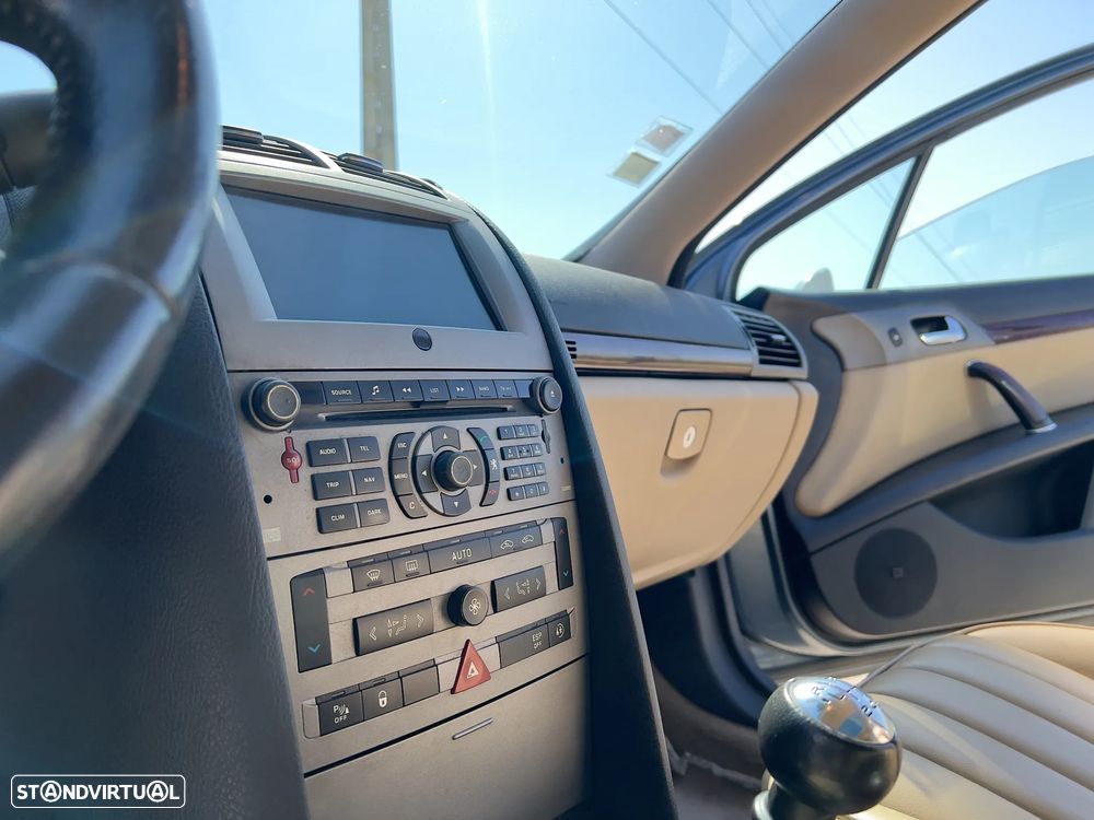 Peugeot 407 SW 2.0 HDi Executive - 6