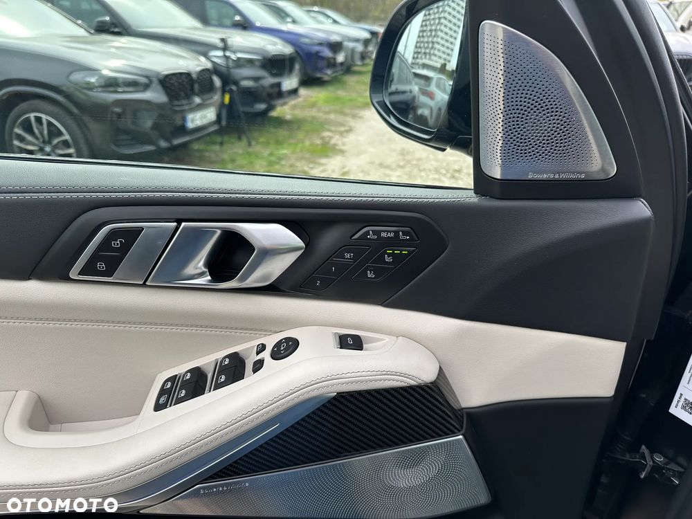 BMW X7 M60i xDrive mHEV sport - 13