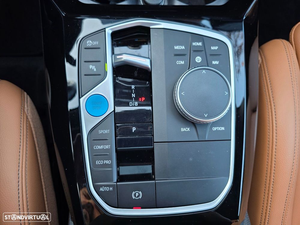 BMW iX3 M Sport Inspiring - 14