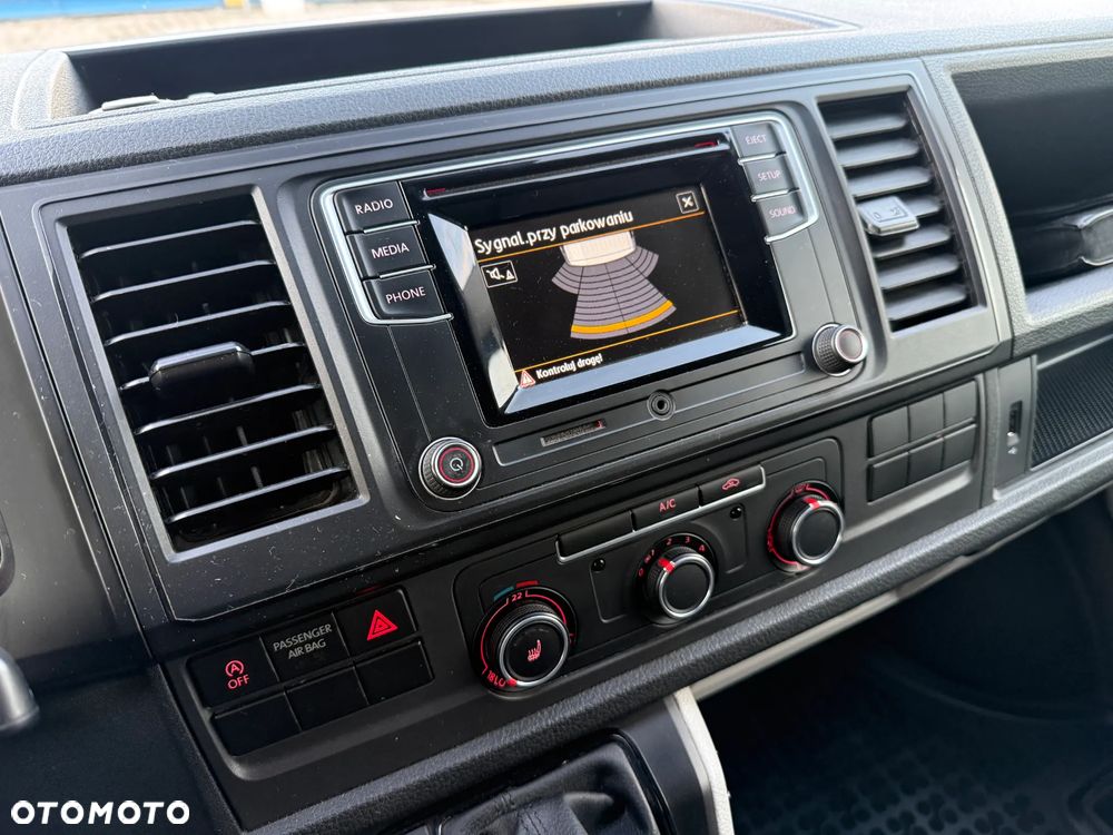 Volkswagen Transporter - 19