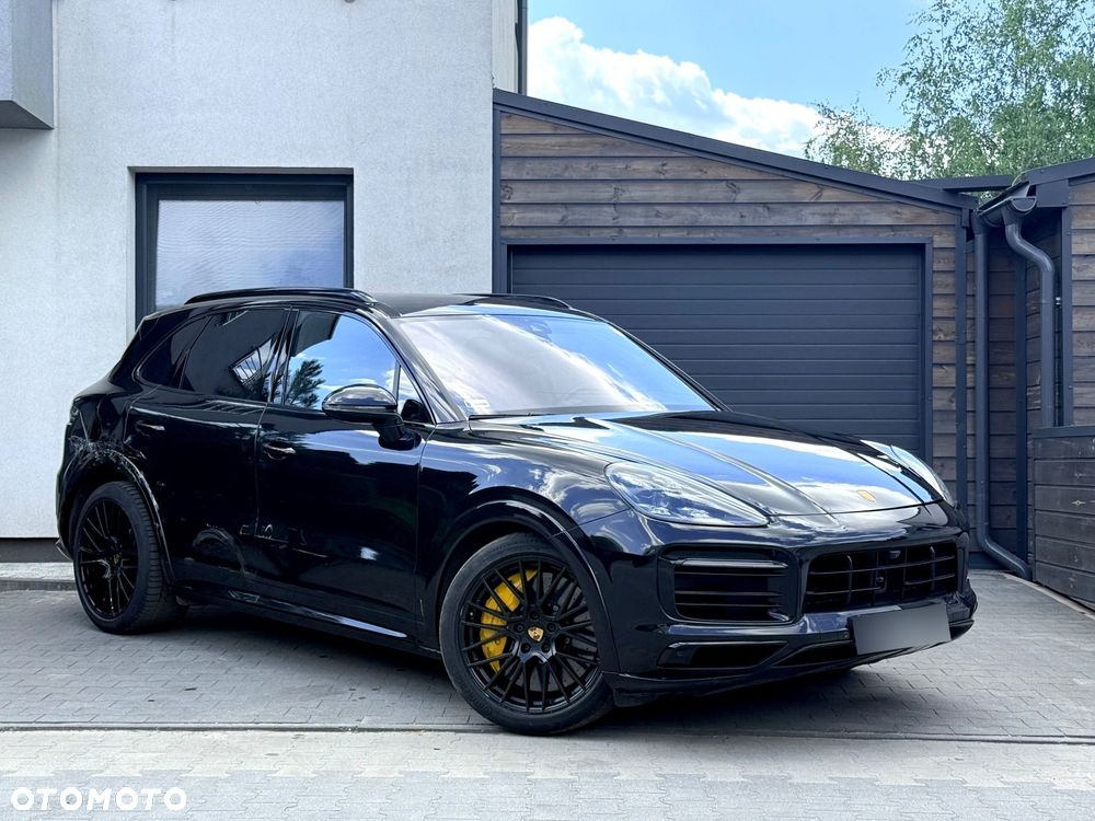 Porsche Cayenne GTS - 4