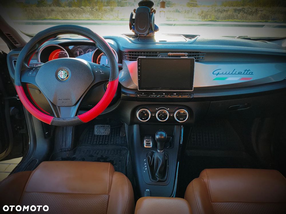 Alfa Romeo Giulietta 2.0 JTDM 20V TCT Speciale - 9