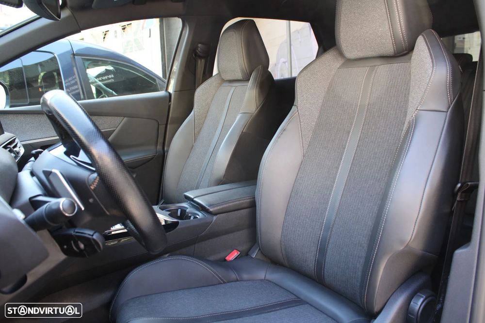 Peugeot 3008 1.2 PureTech GT Line EAT8 - 31