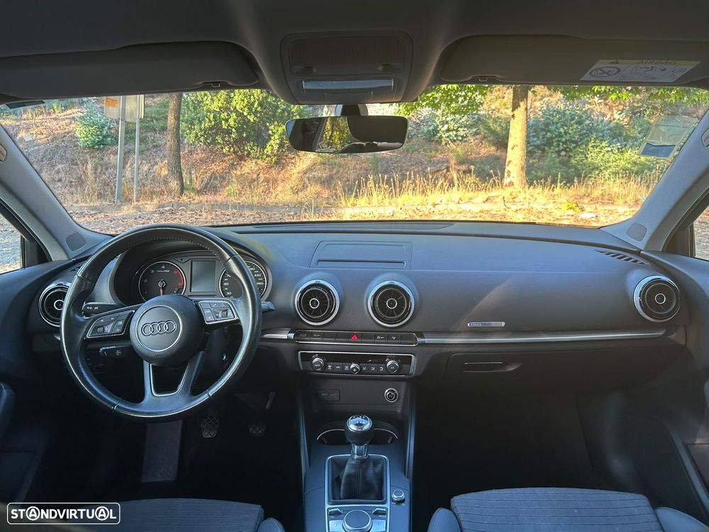 Audi A3 Sportback 1.6 TDI S-line - 10