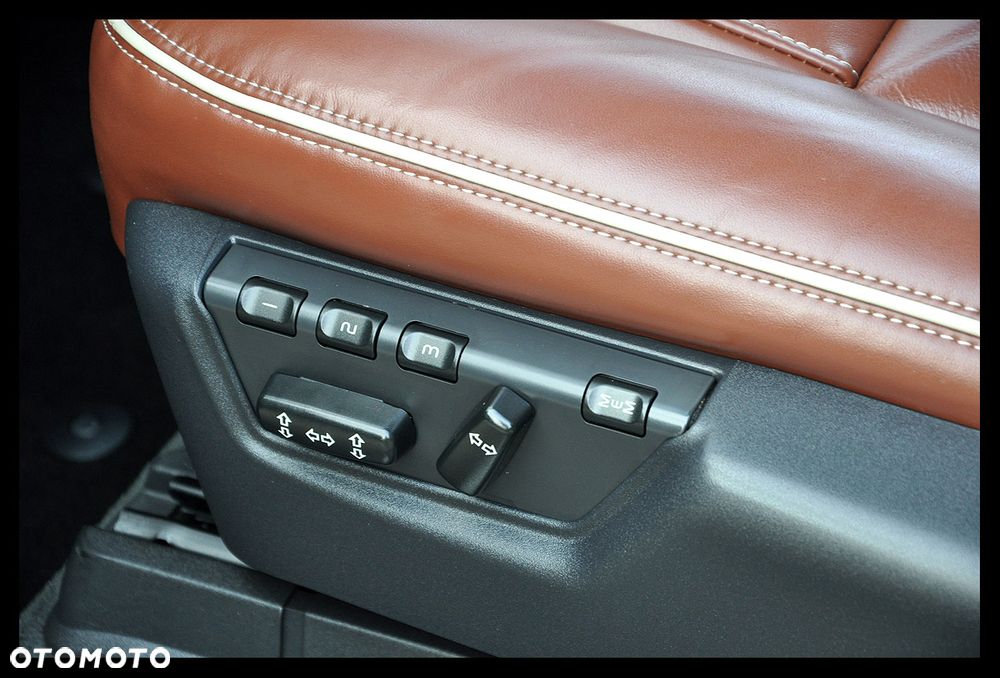Volvo XC 90 D5 Executive - 28