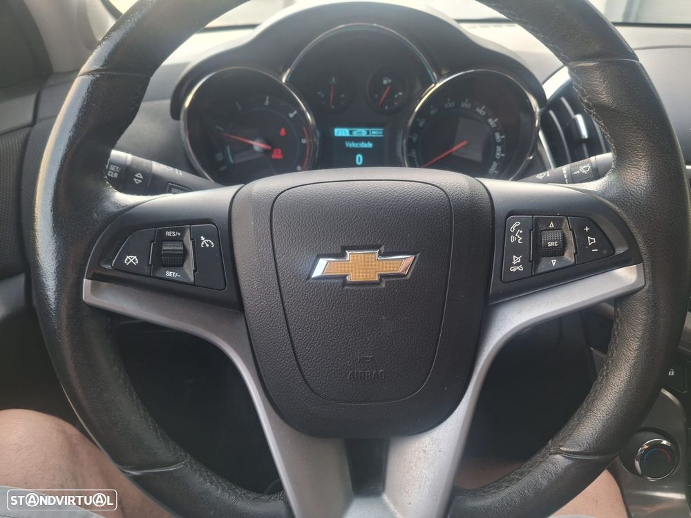 Chevrolet Cruze 1.7 VCDi LTZ - 5
