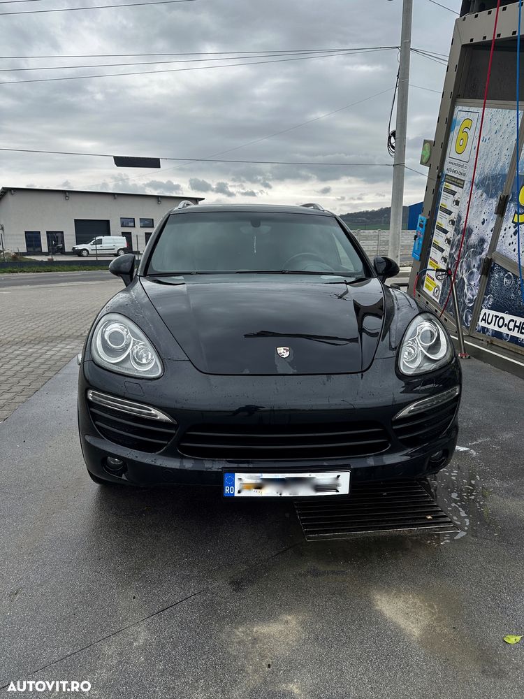 Porsche Cayenne - 2