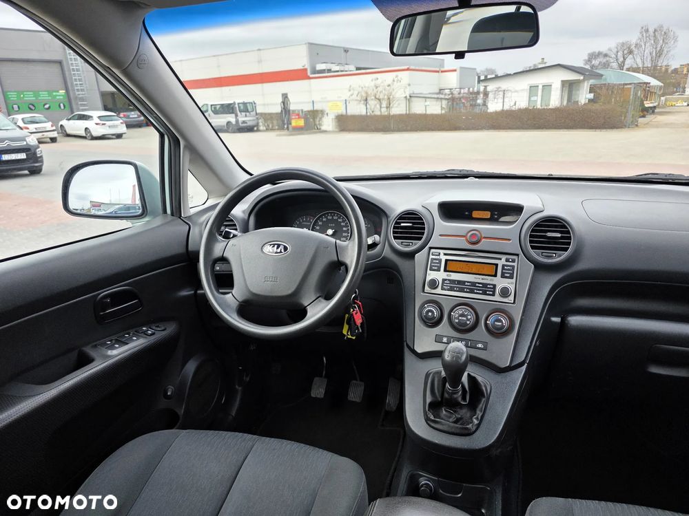 Kia Carens 2.0 CVVT LX Basis - 6