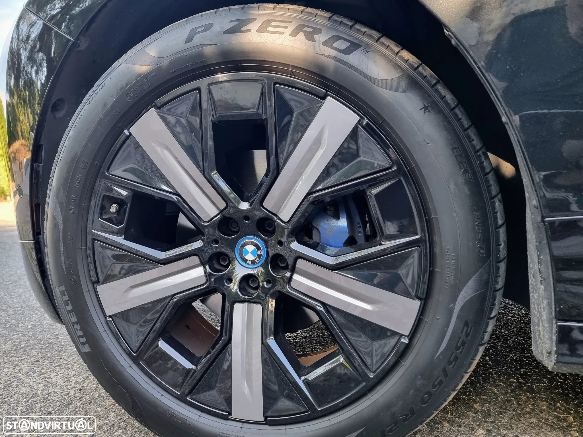BMW iX xDrive 40 Pack Desportivo - 5
