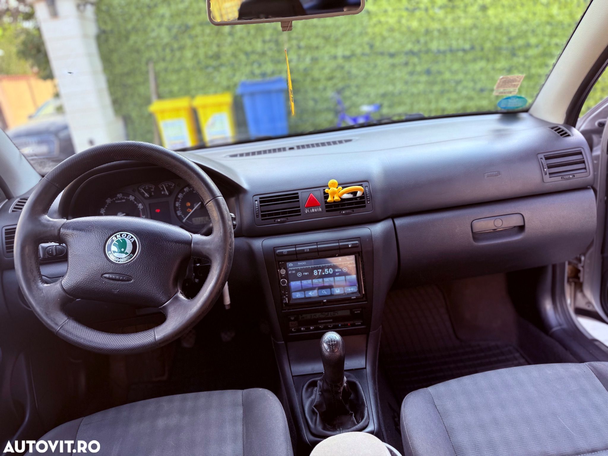 Skoda Octavia 1.6 Ambiente - 1