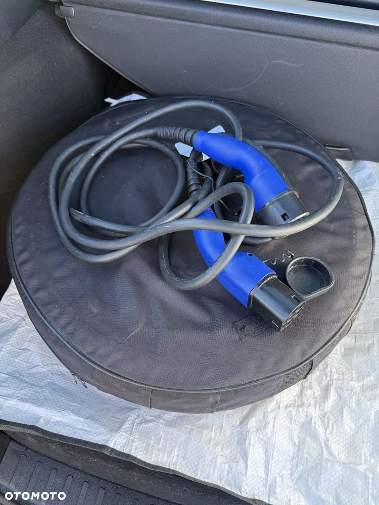 Toyota Prius Plug-in 1.8 Hybrid Prestige - 12