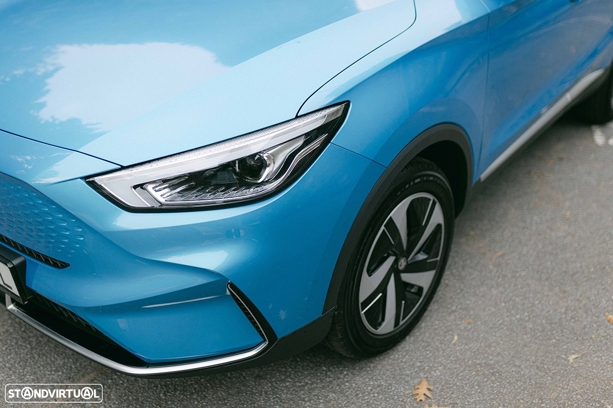 MG ZS EV 72.6 kWh Luxury - 33