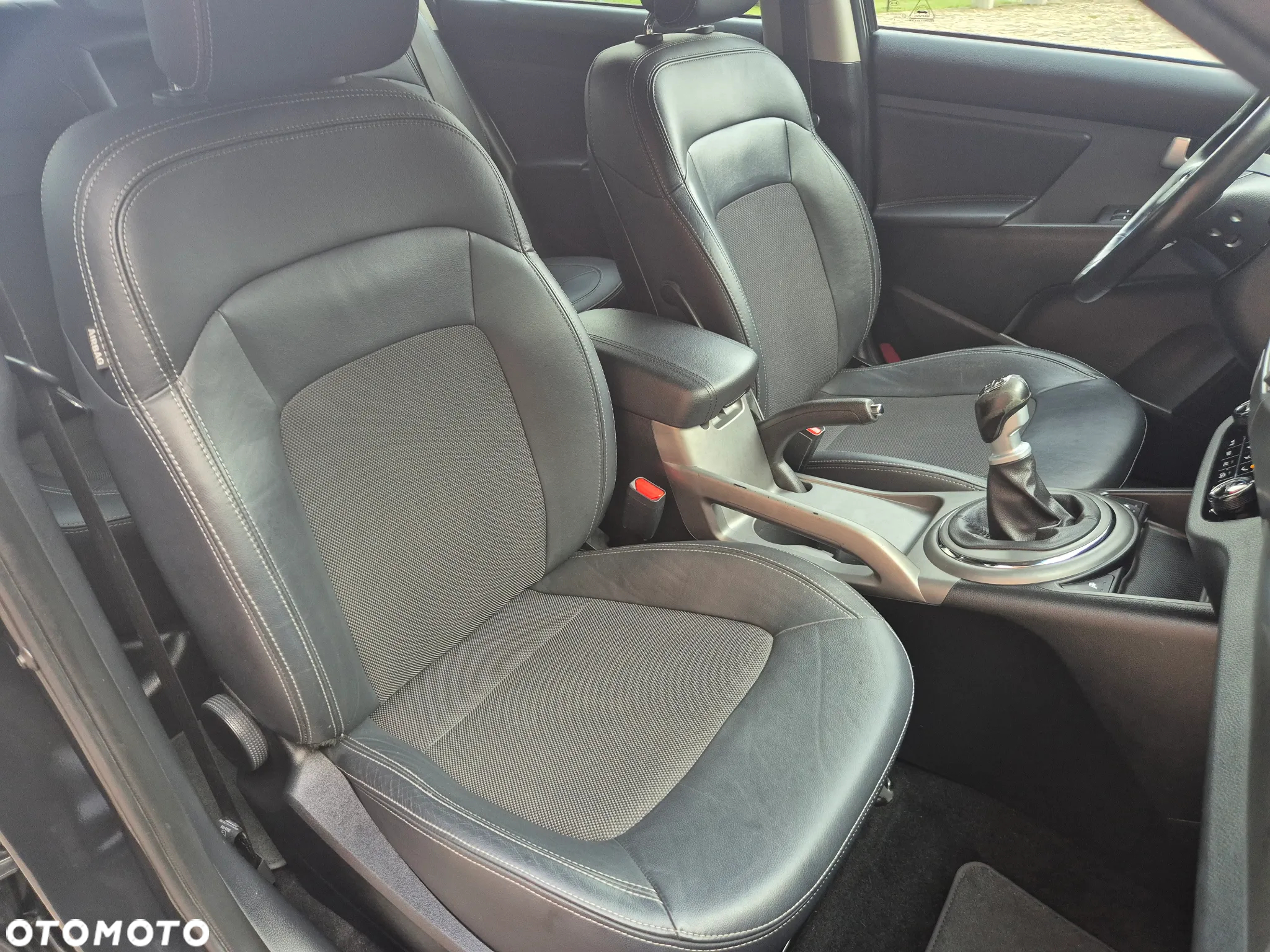 Kia Sportage 1.7 CRDI 2WD ISG Spirit - 14