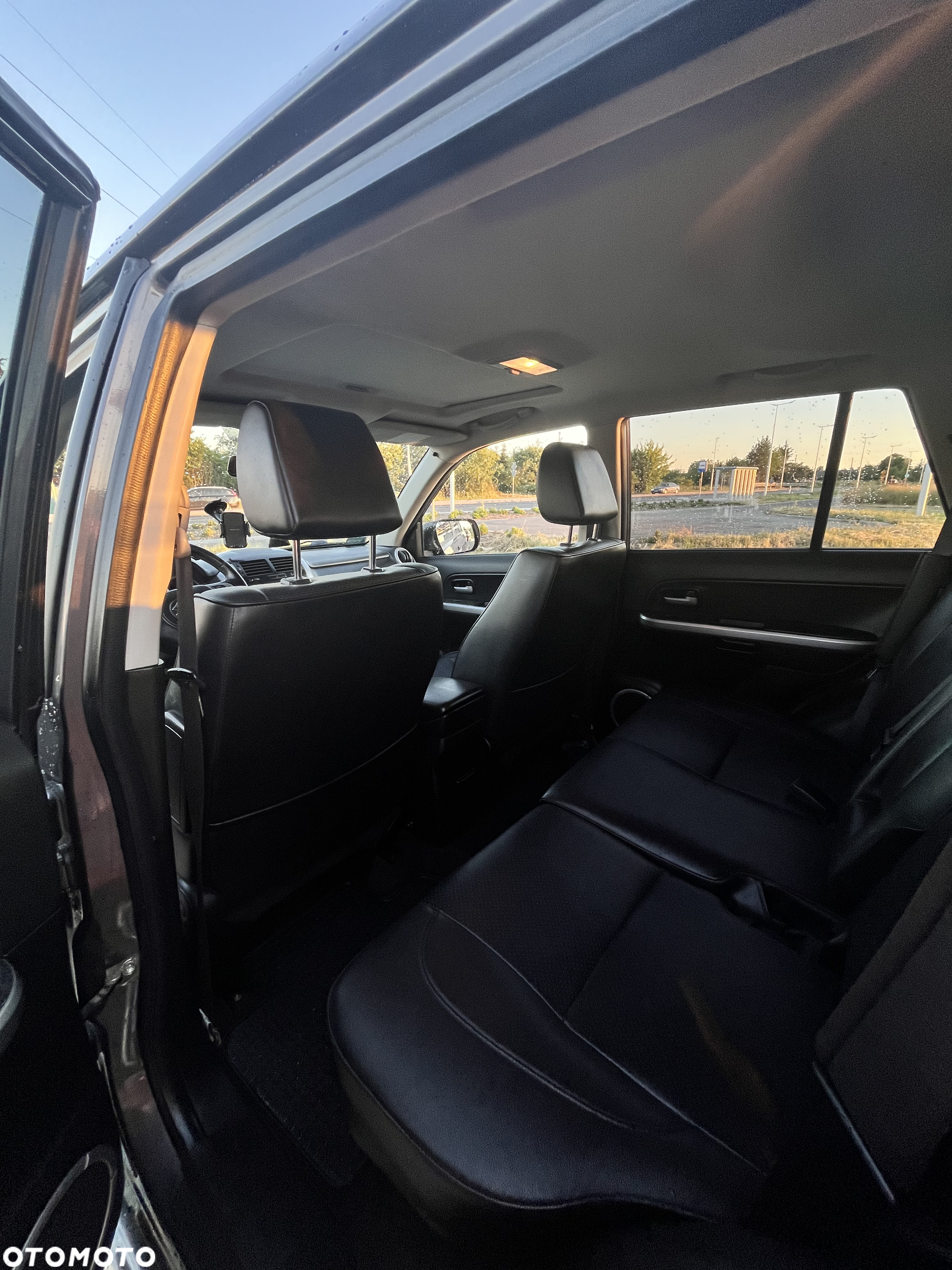 Suzuki Grand Vitara 1.9 DDiS De Luxe - 9