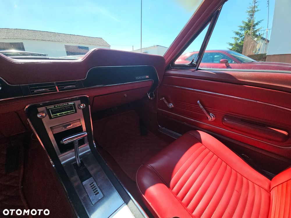 Ford Mustang - 15