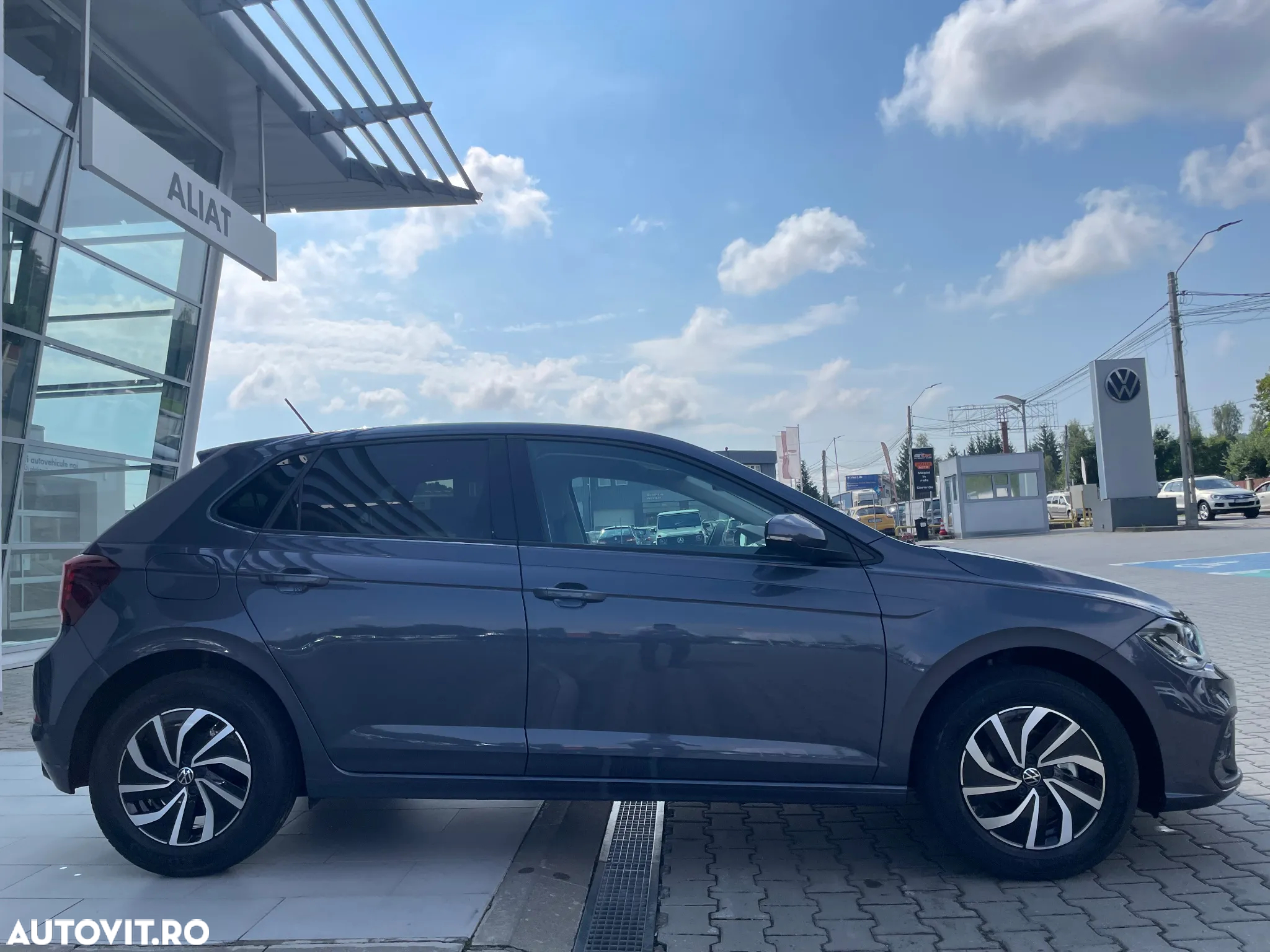 Volkswagen Polo 1.0 TSI Life - 3