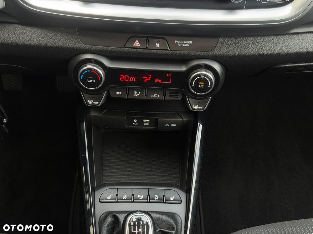 Kia Stonic - 20