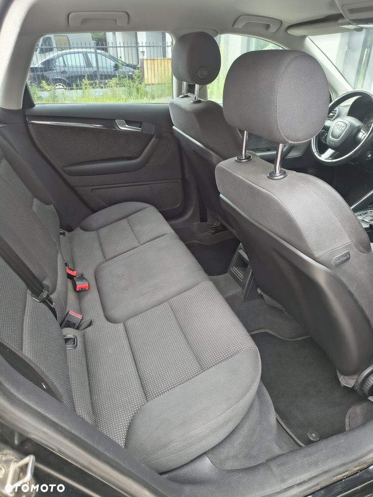 Audi A3 Sportback 2.0 TDI DPF Ambiente S tronic - 14