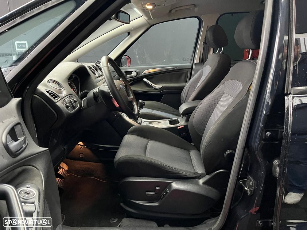 Ford S-Max 1.8 TDCi Titanium 7L - 8