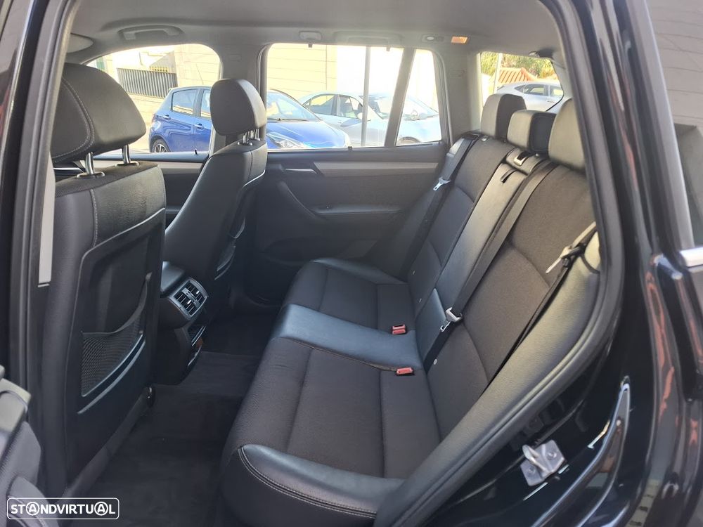 BMW X3 18 d sDrive Auto - 30