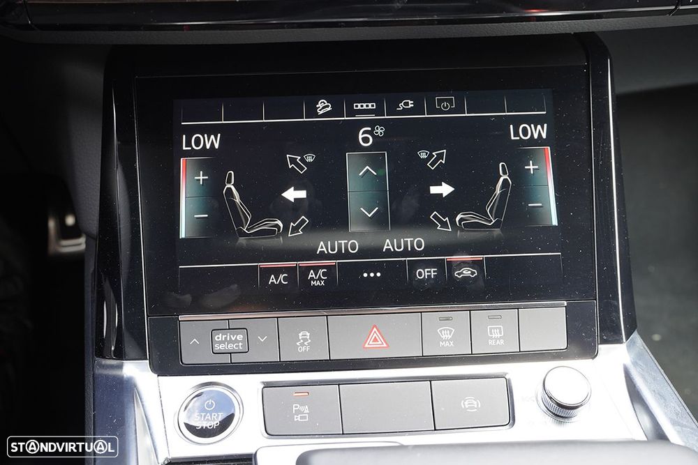 Audi Q8 e-Tron Sportback 50 quattro S line - 12