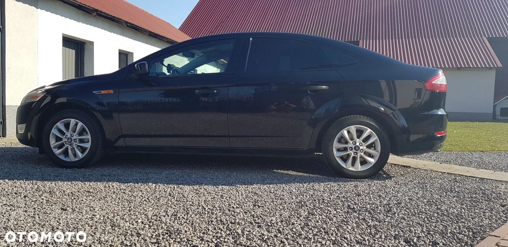 Ford Mondeo 1.8 TDCi Ambiente - 2