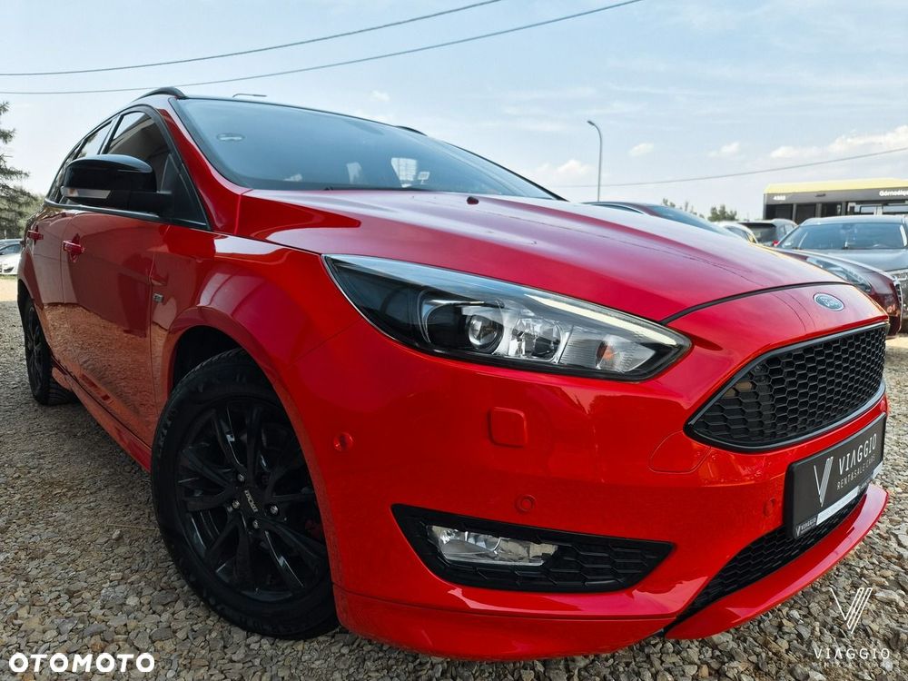 Ford Focus - 33