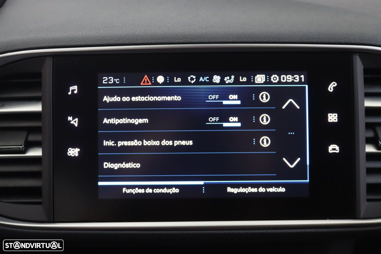 Peugeot 308 SW 1.2 PureTech Style - 23