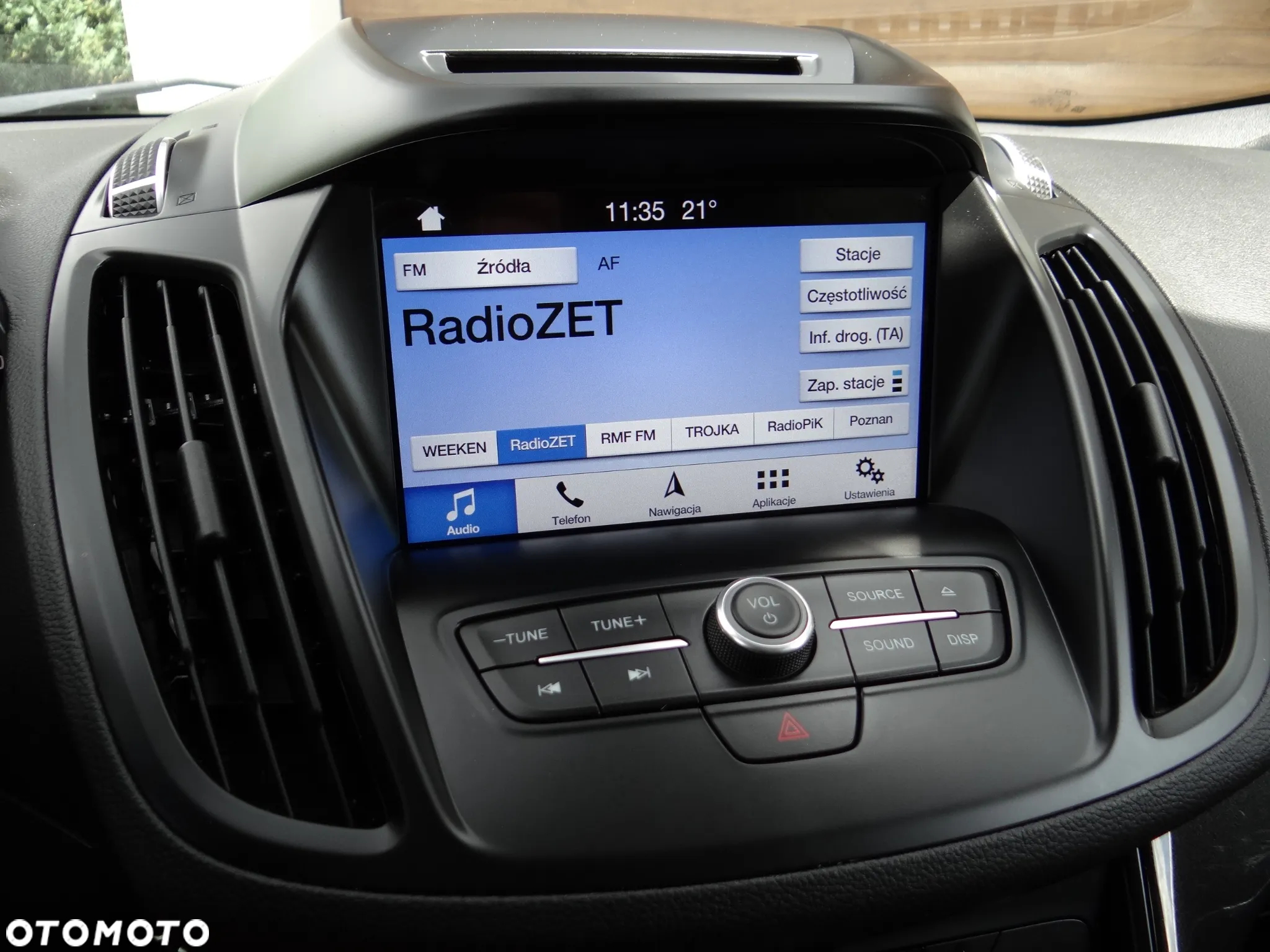 Ford Kuga 1.5 EcoBoost 2x4 Titanium - 19