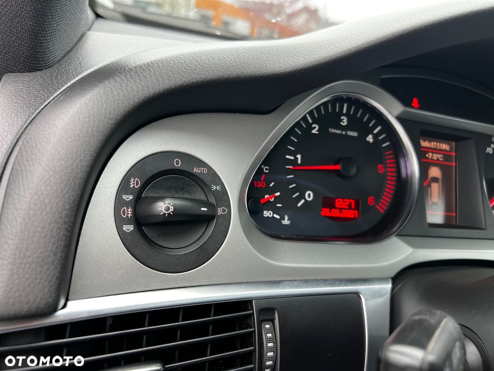 Audi A6 Avant 3.0 TDI DPF quattro - 26