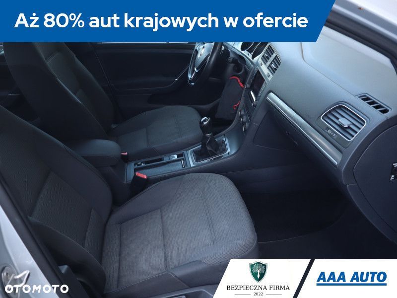 Volkswagen Golf Variant - 11