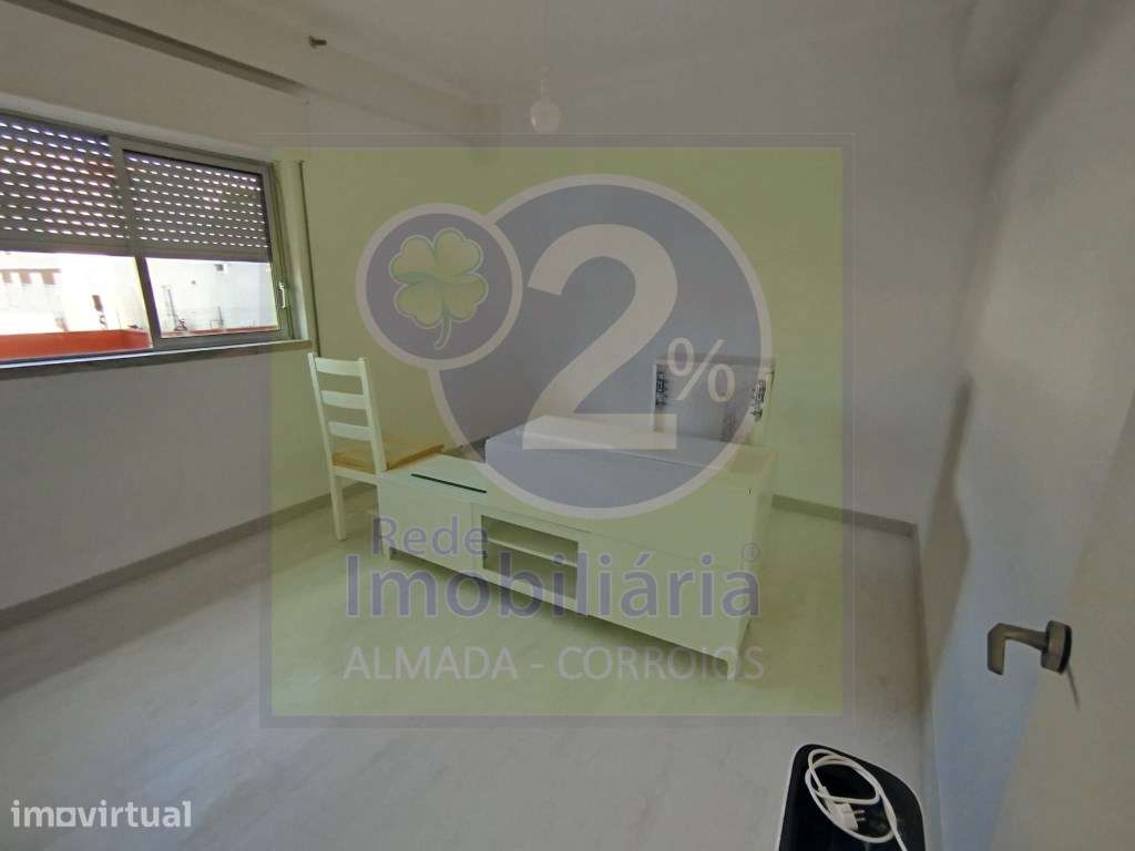 T1 com lugar de parqueamento - Grande imagem: 4/9
