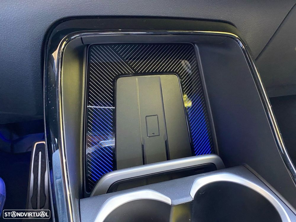 BMW iX2 eDrive20 Pack Desportivo M - 10
