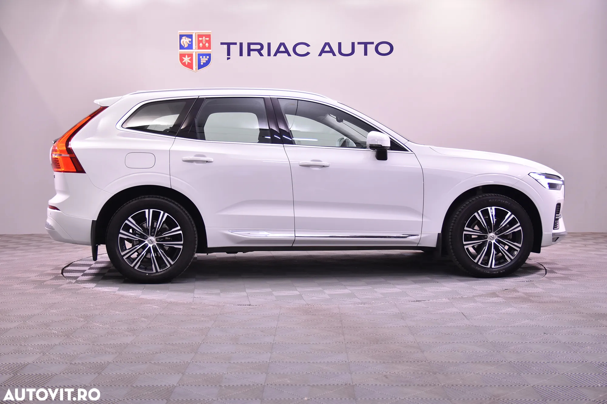 Volvo XC 60 - 6