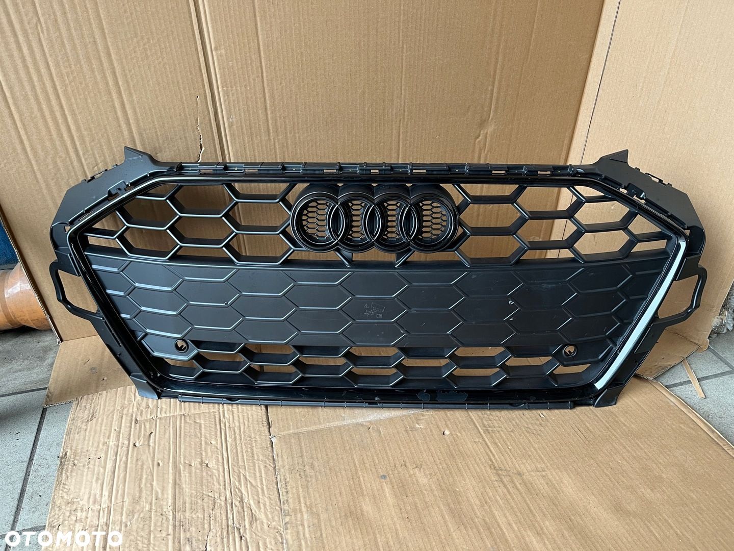 Atrapa chłodnicy grill AUDI A4 B9 lift s line - 1