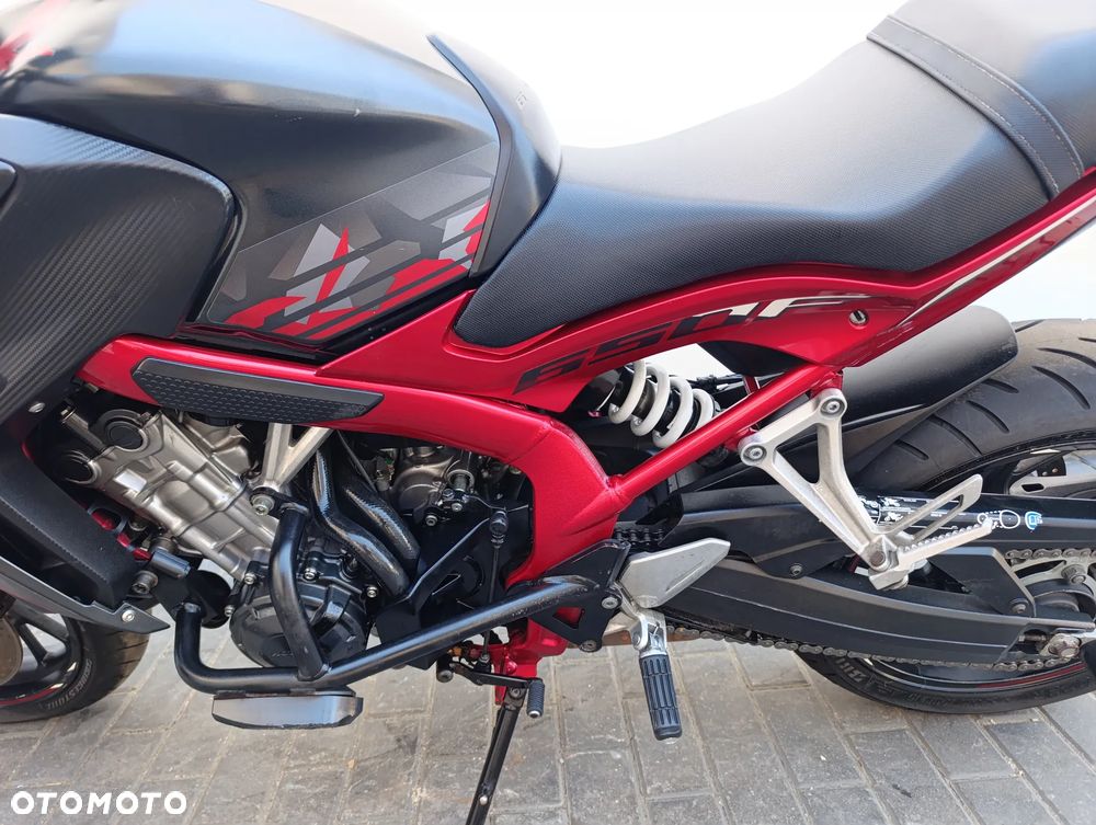Honda CB - 15