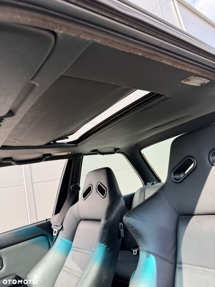 BMW Seria 3 325i - 10