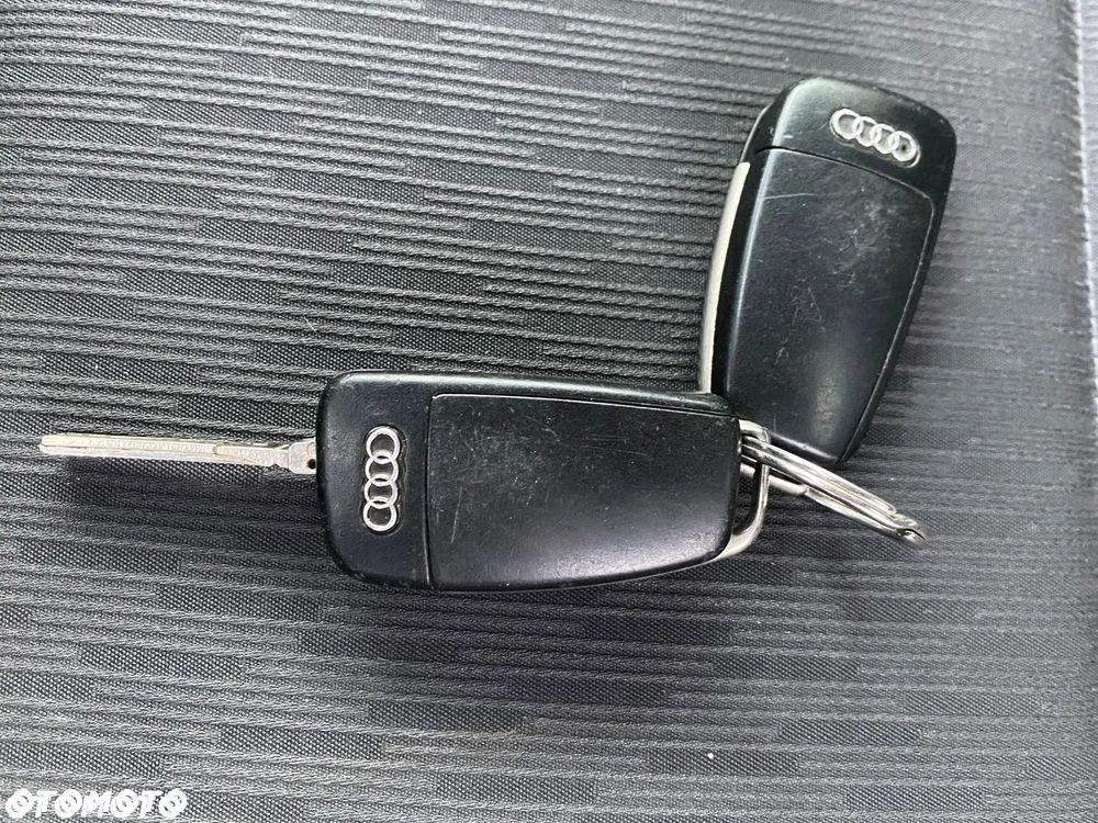 Audi A4 Limousine - 39
