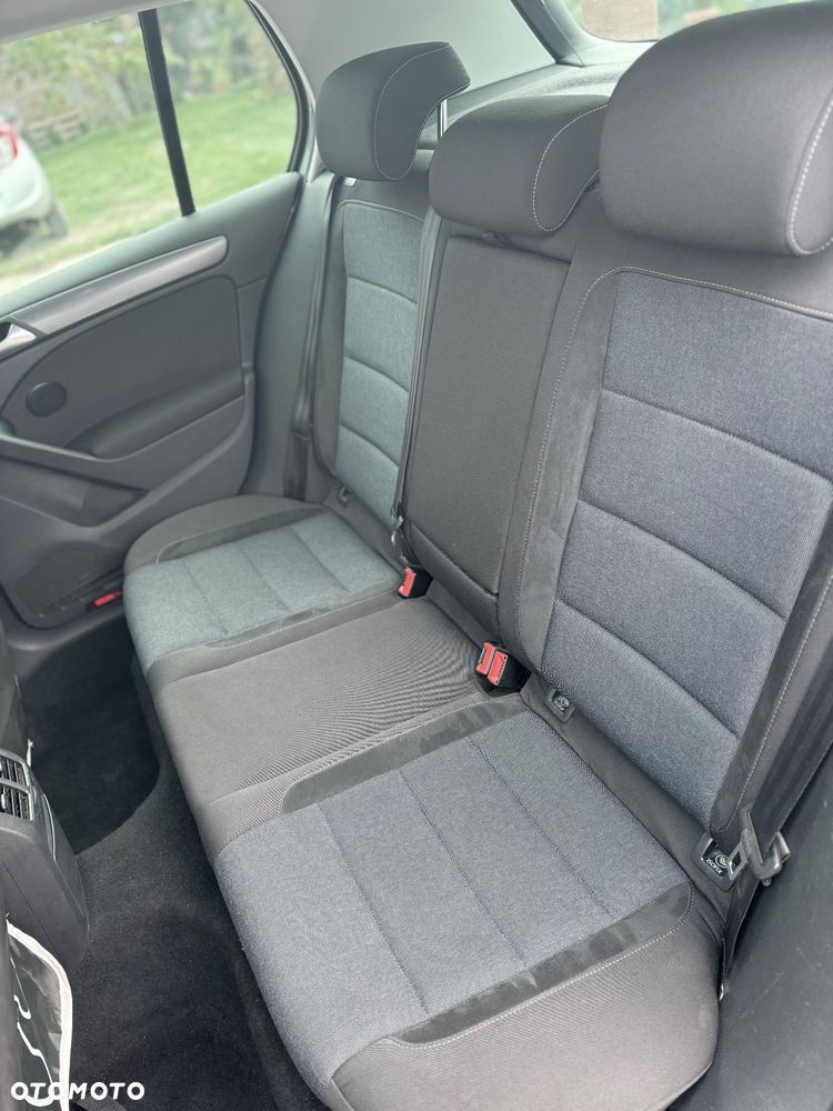 Volkswagen Golf - 20